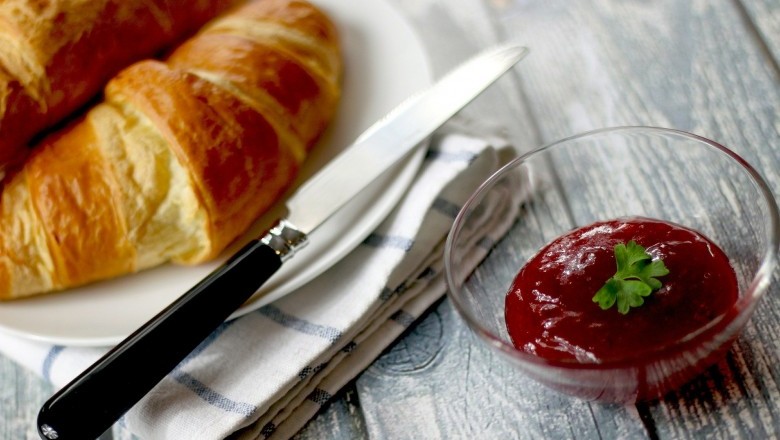 THE IMPORTANCE OF BREAKFAST